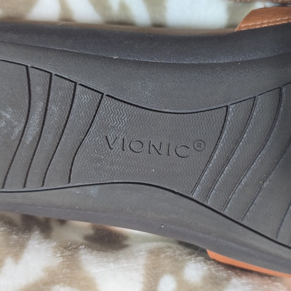 Vionic Val Slide - Picture 3 of 5